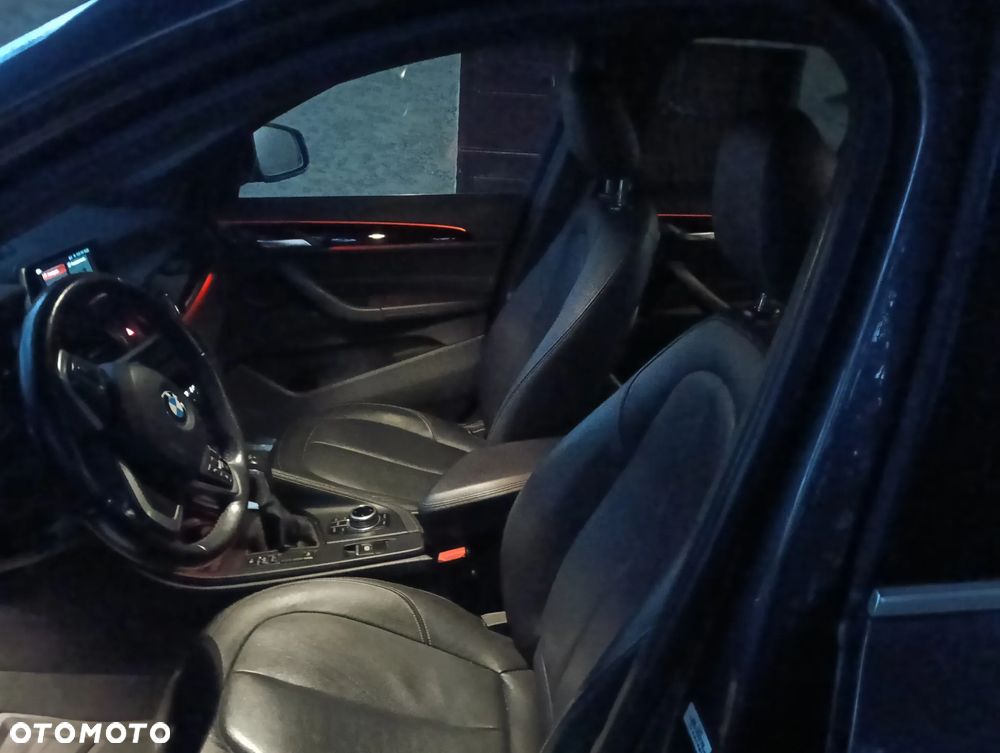 BMW X1 - 10