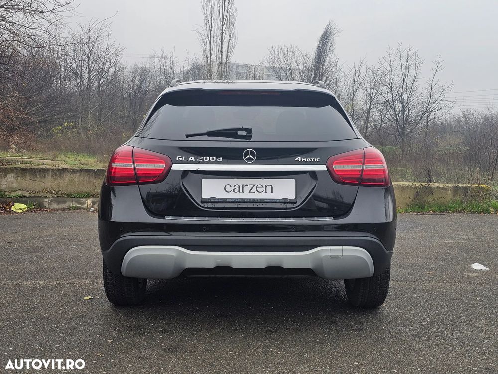 Mercedes-Benz GLA 200 d 4MATIC Aut. - 5