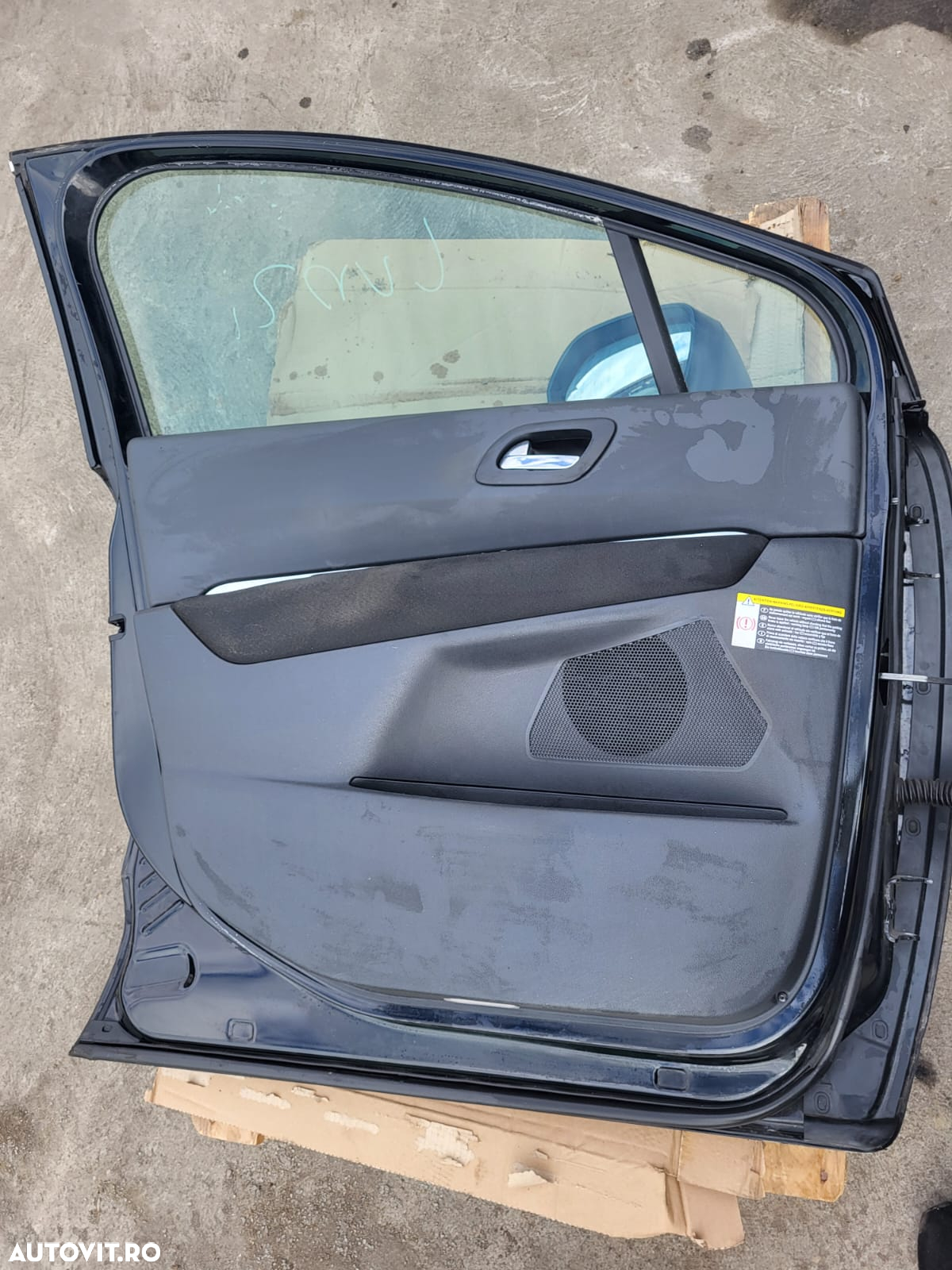 Vindem usa staga fata  Peugeot 3008 - 7