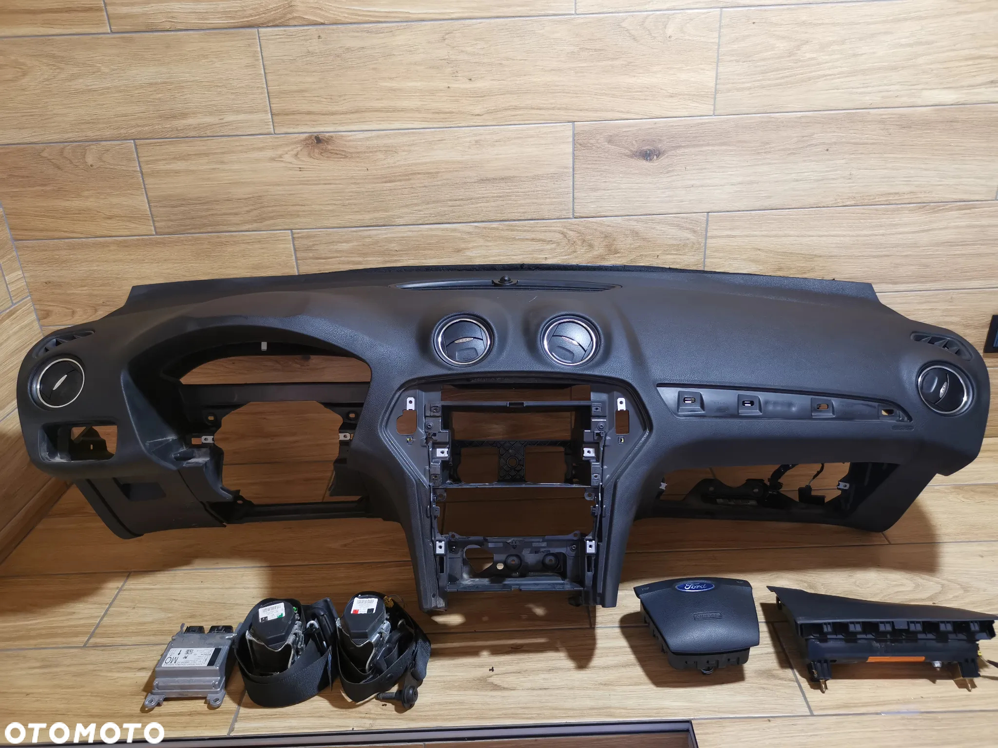 Ford Mondeo MK4 Deska Rozdzielcza Konsola Pasy AIRBAG - 3