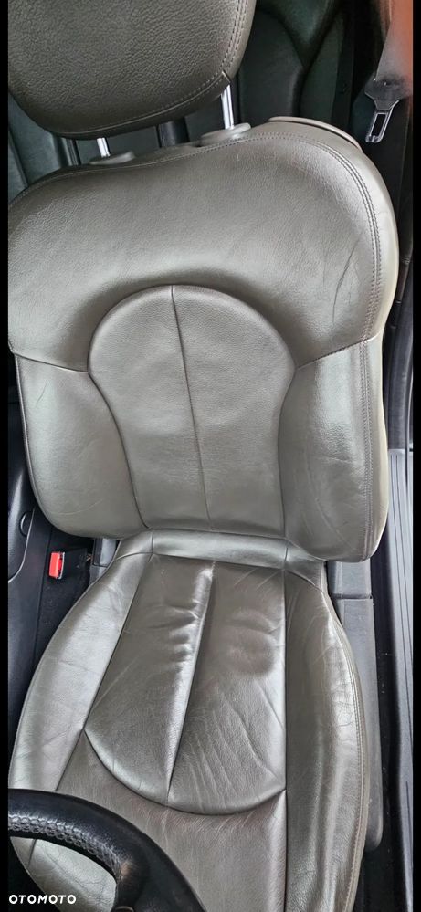 Mercedes-Benz CLK 320 CDI 7G-TRONIC Avantgarde - 23