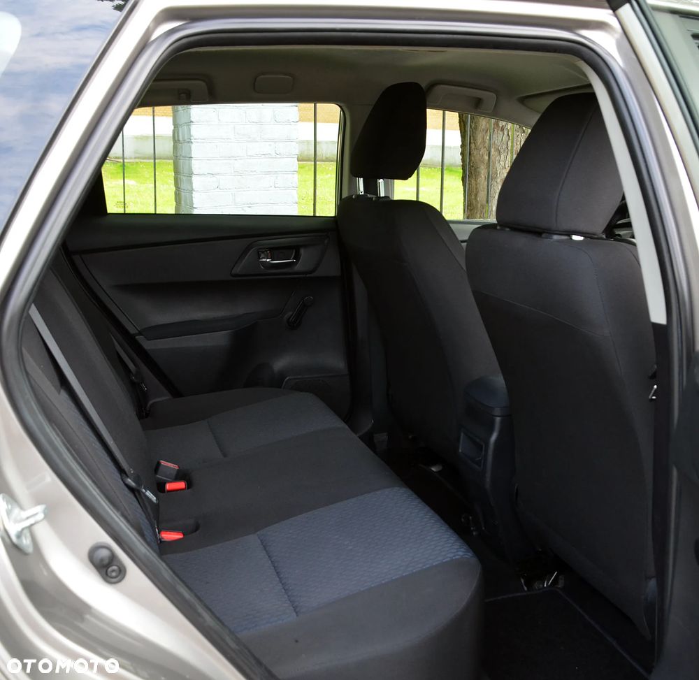 Toyota Auris - 12