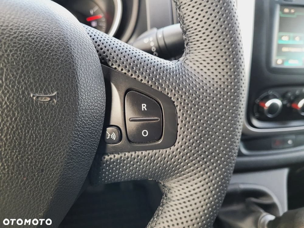 Renault Trafic LONG ZABUDOWA KLIMA KAMERA TEMPOMAT FV23% - 38