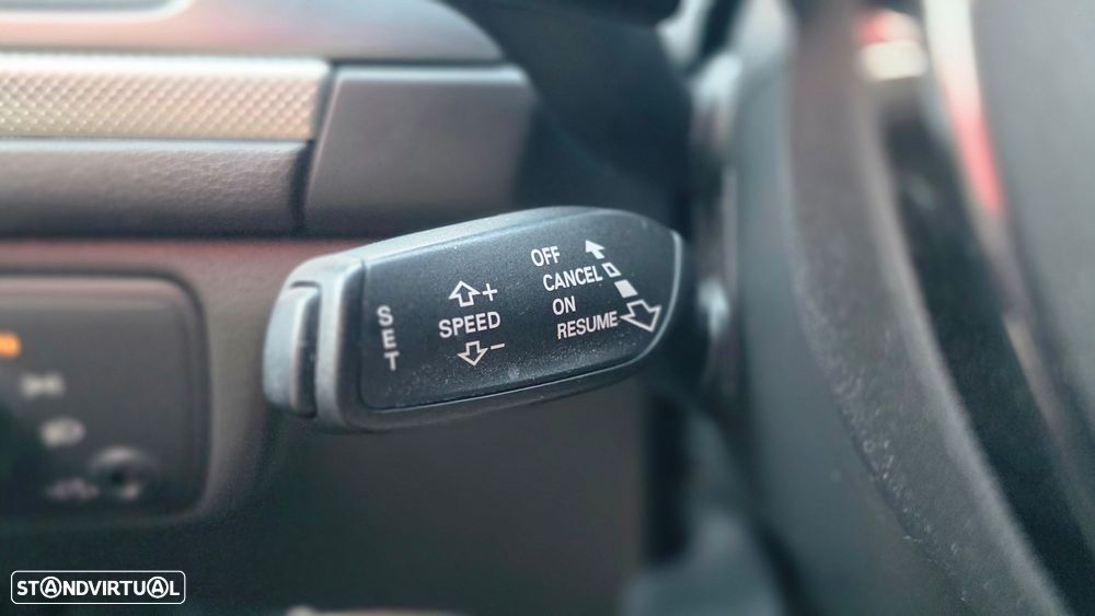 Audi A6 2.0 TDI S-line S tronic - 36