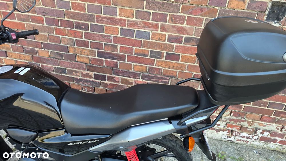 Honda CBF - 10