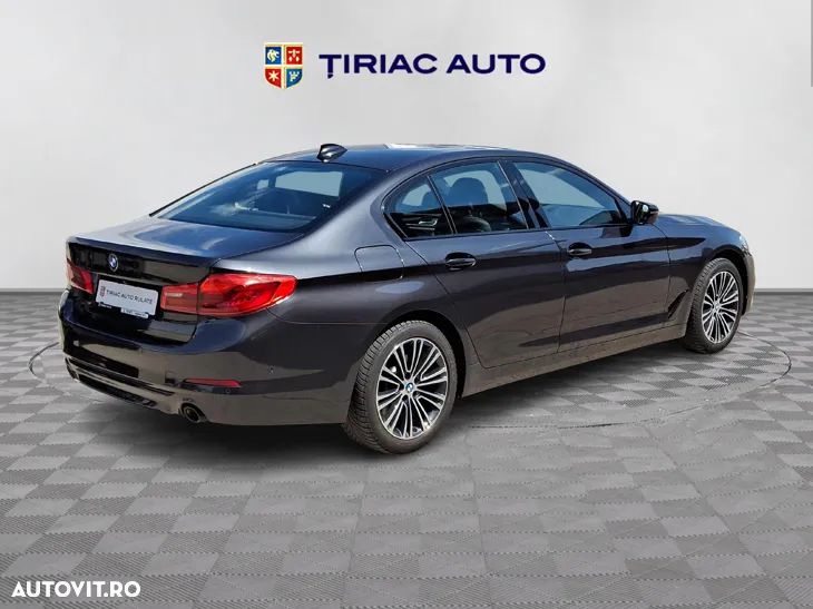 BMW Seria 5 520d Aut. Luxury Line - 6
