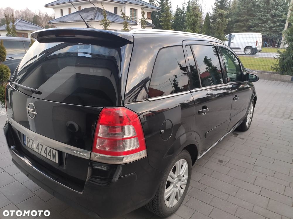 Opel Zafira 1.9 CDTI Cosmo - 7