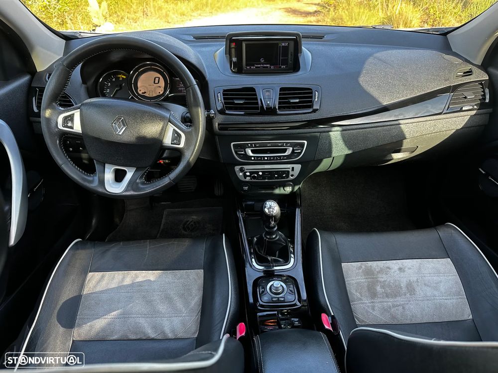 Renault Mégane Sport Tourer 1.5 dCi Bose Edition SS - 19