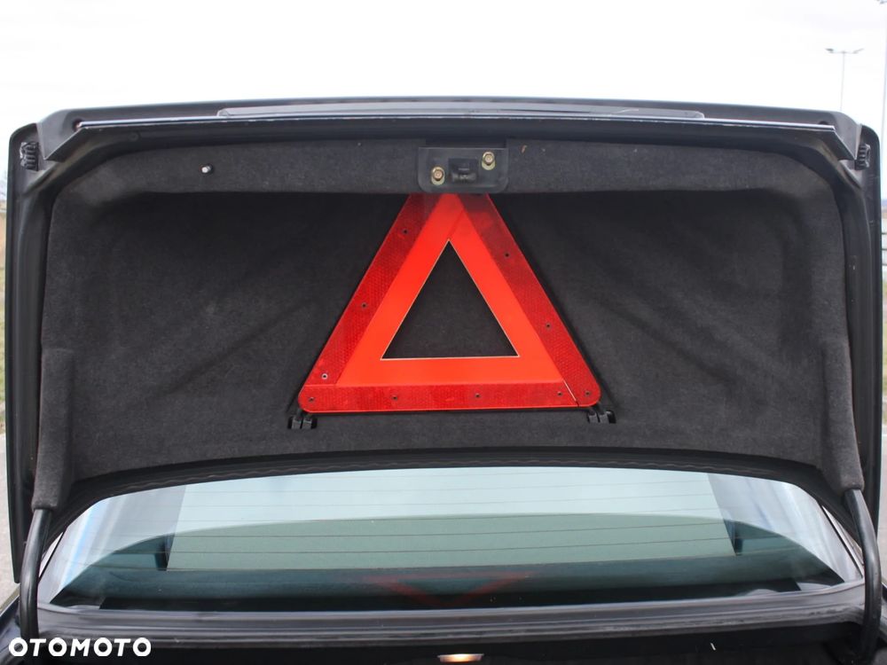 Mercedes-Benz W124 (1984-1993) - 16