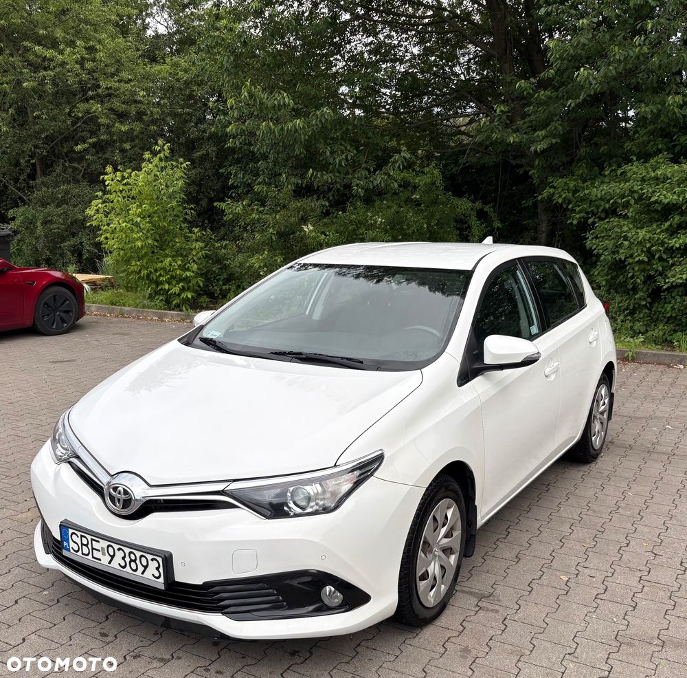 Toyota Auris 1.6 Comfort - 2