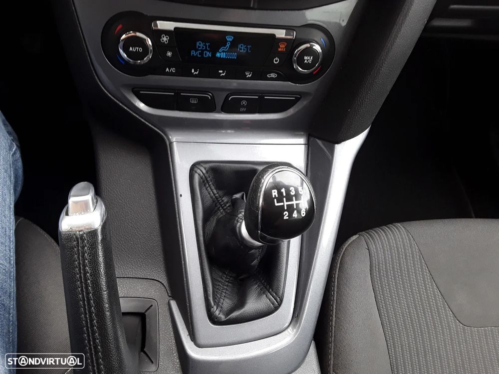 Ford Focus 1.0 SCTi Trend - 16