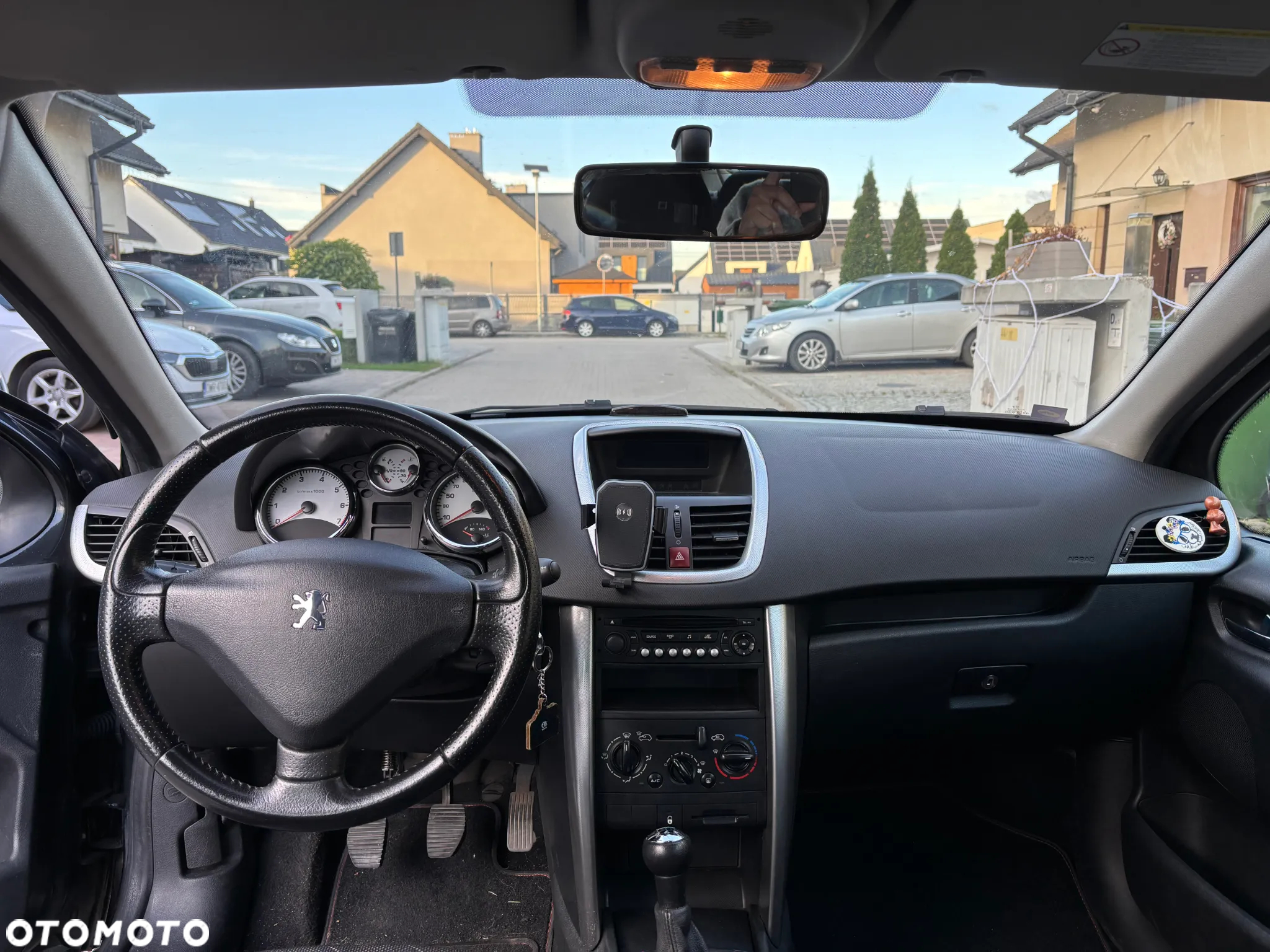 Peugeot 207 1.4 16V Trendy - 9