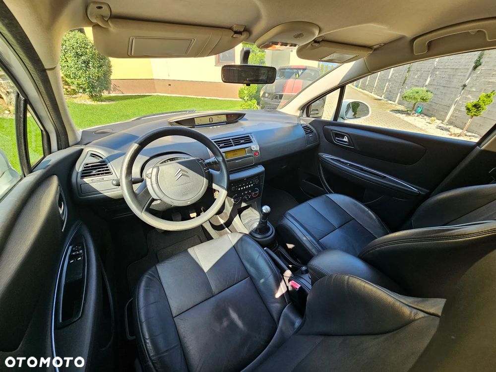 Citroën C4 1.6 HDi Advance - 11