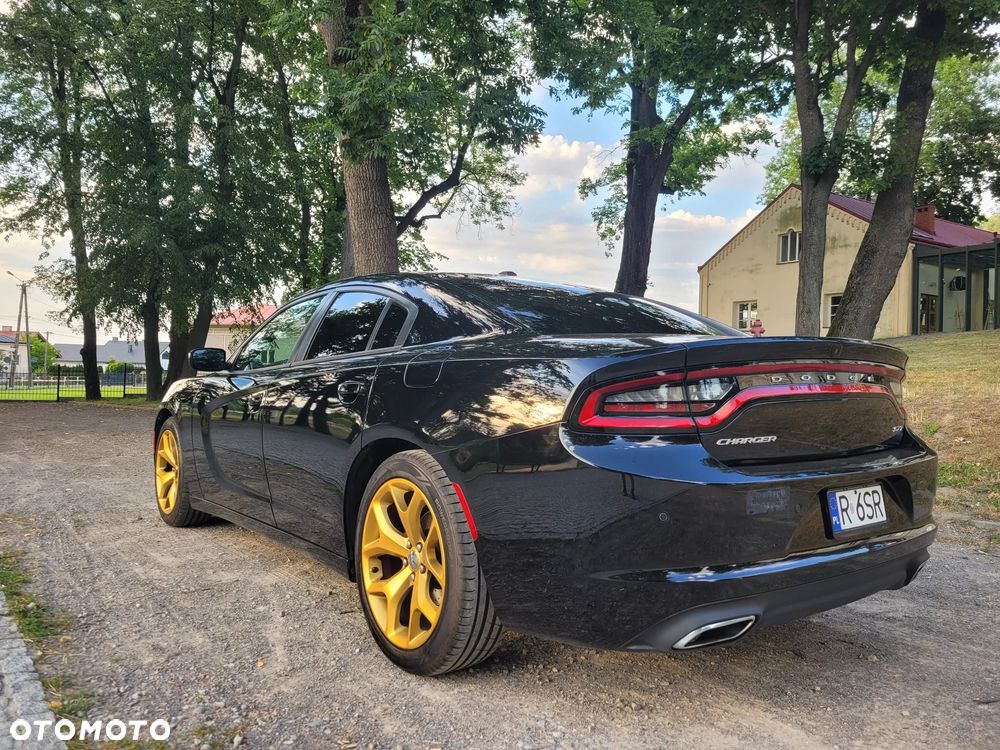 Dodge Charger - 7