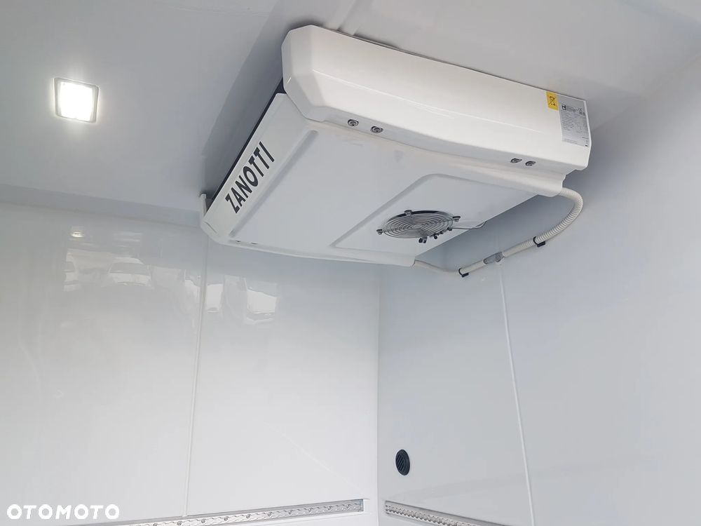 Volkswagen CRAFTER CHŁODNIA MROŹNIA AGREGAT IZOTERMA GRZANIE DŁUGI WYSOKI KLIMA TEMPOMAT - 6