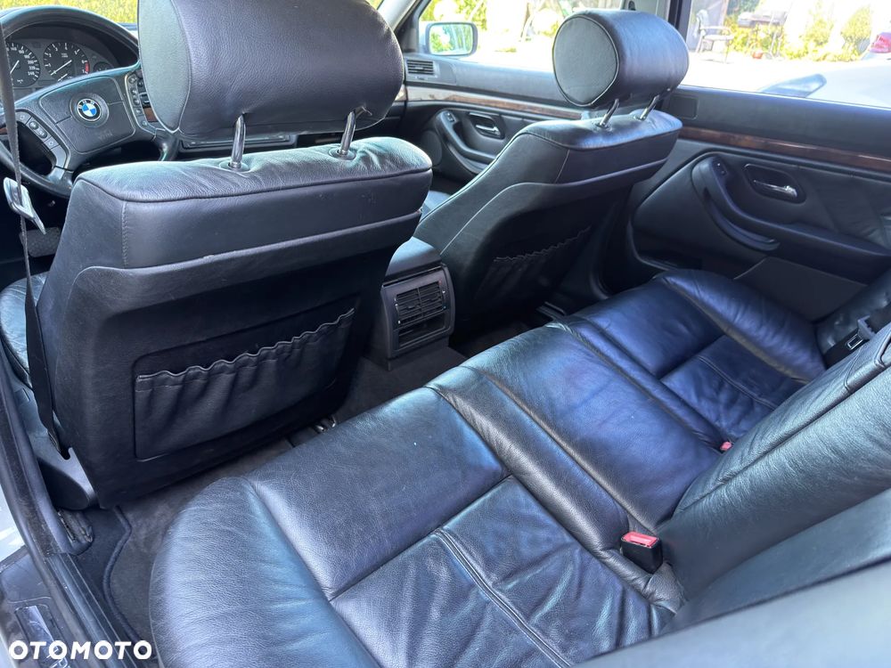 BMW Seria 5 - 10