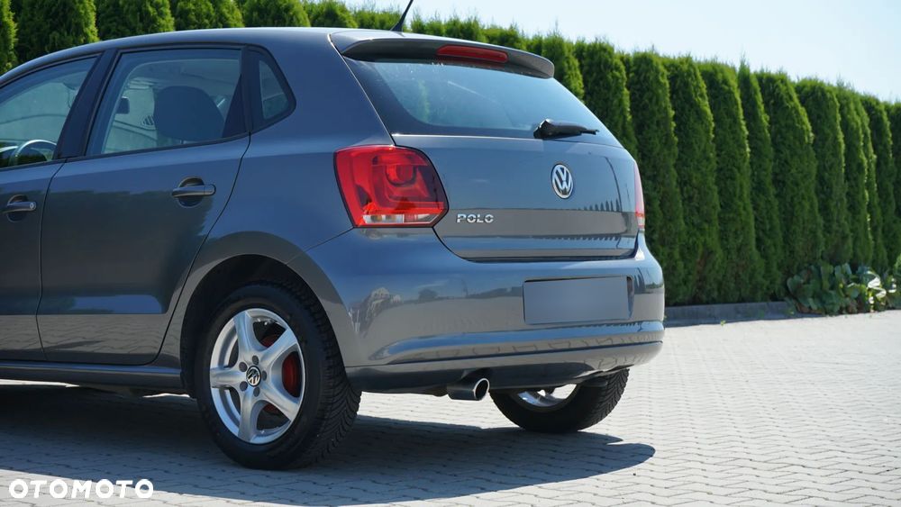 Volkswagen Polo 1.4 16V Comfortline - 22