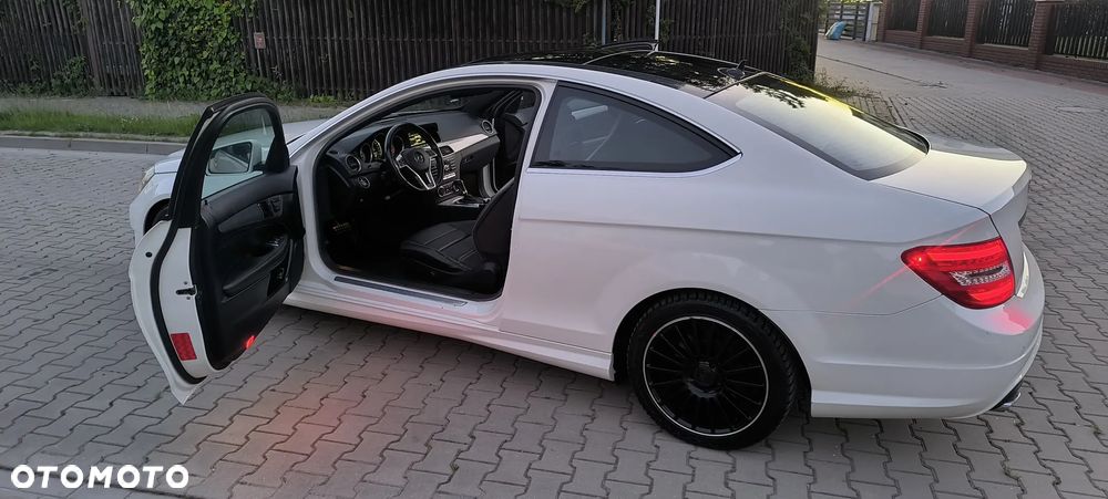 Mercedes-Benz Klasa C 250 Sport 7G-TRONIC - 29