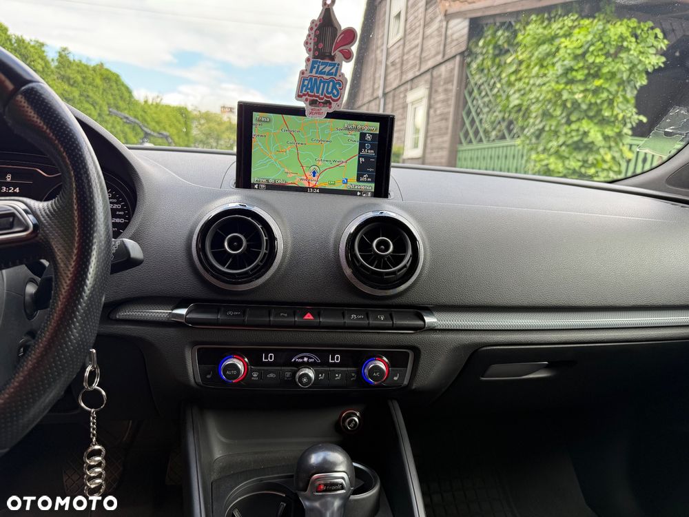 Audi A3 Sportback 2.0 TDI S tronic - 12