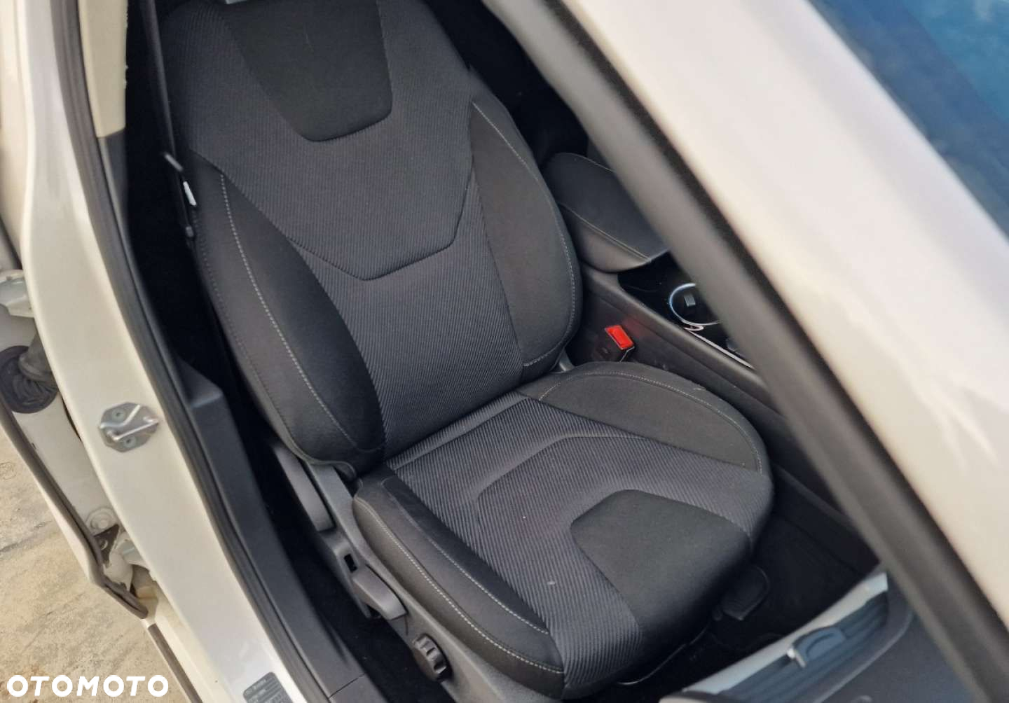 Ford Mondeo 2.0 EcoBlue Executive - 28