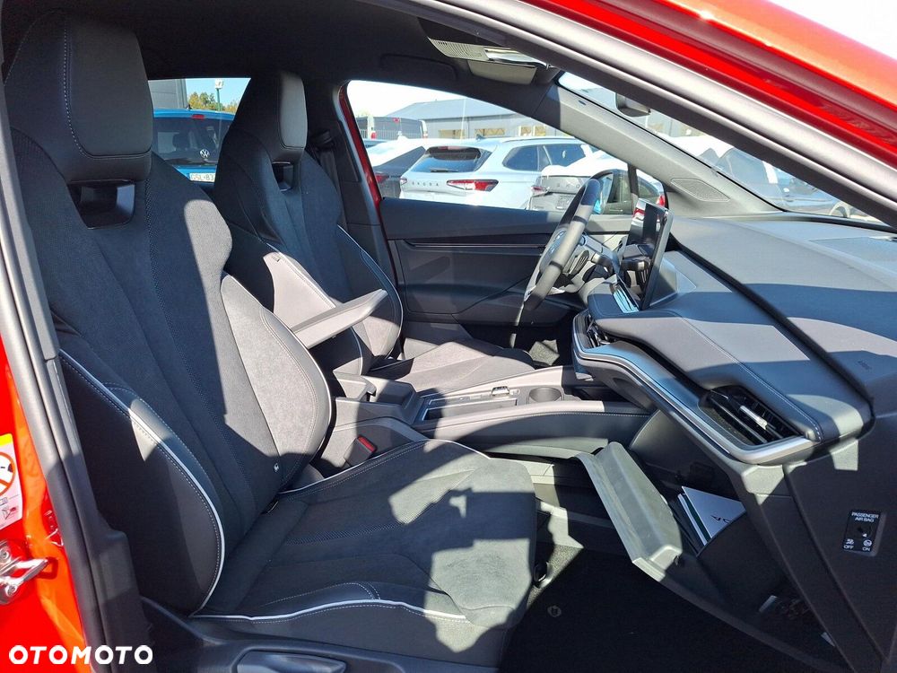 Skoda Elroq 60 63kWh Sportline - 30
