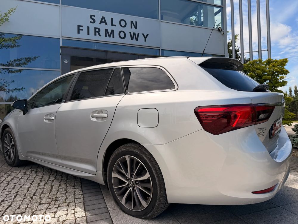 Toyota Avensis - 3