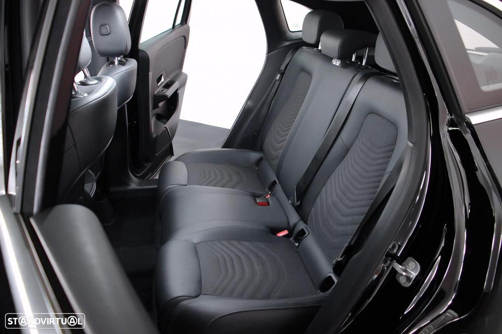Mercedes-Benz GLA 200 Style - 16