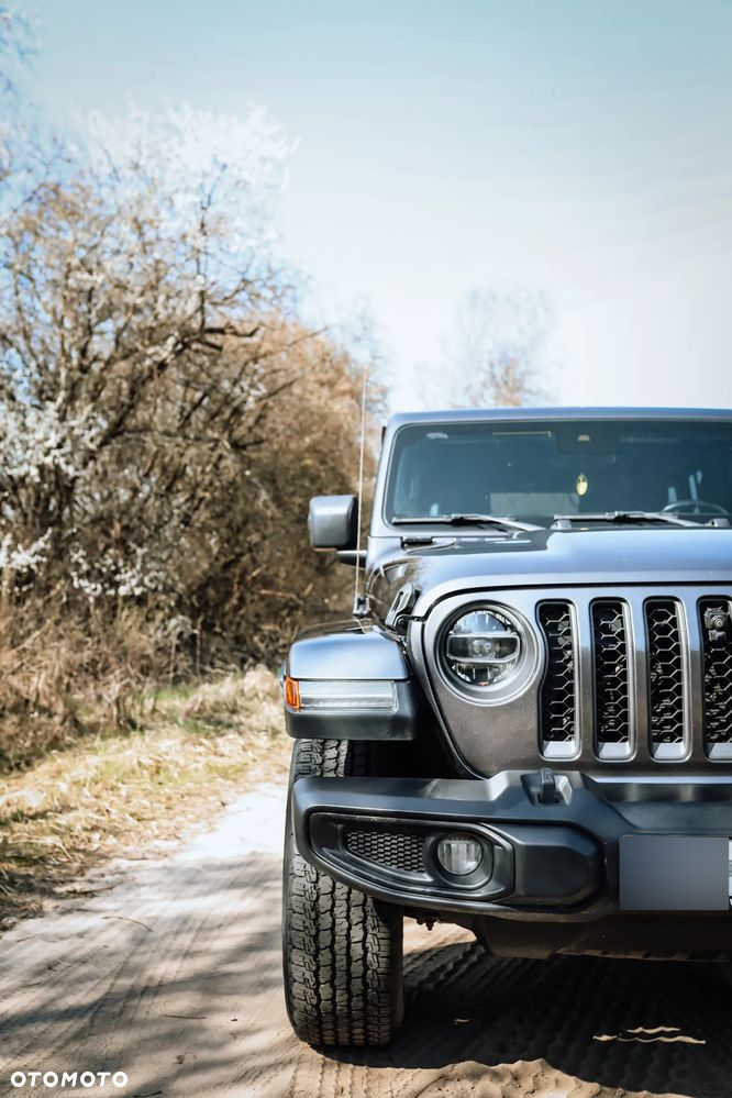 Jeep Wrangler - 15