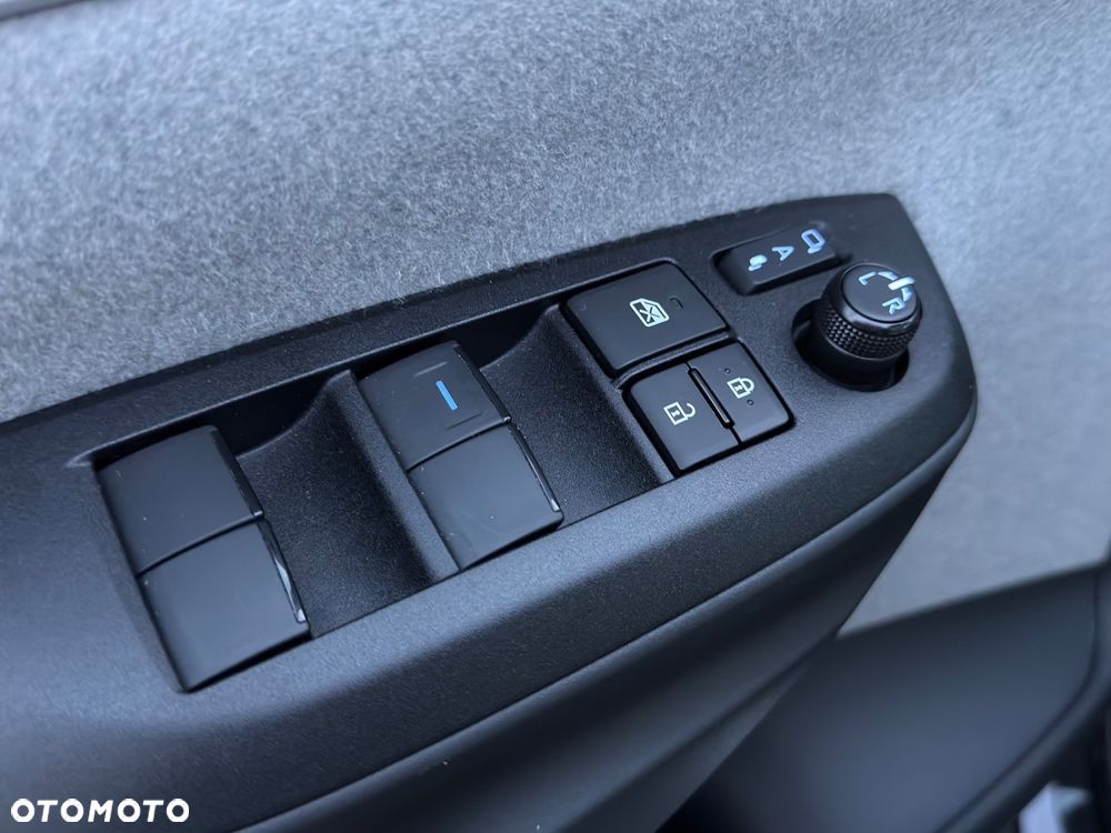 Toyota Yaris Hybrid 1.5 Executive - 17