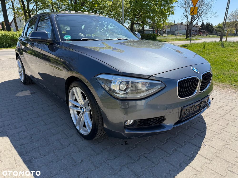 BMW Seria 1 116i Sport Line - 2