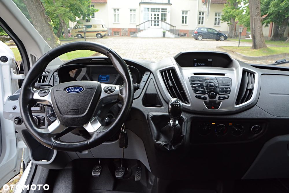 Ford Transit - 9