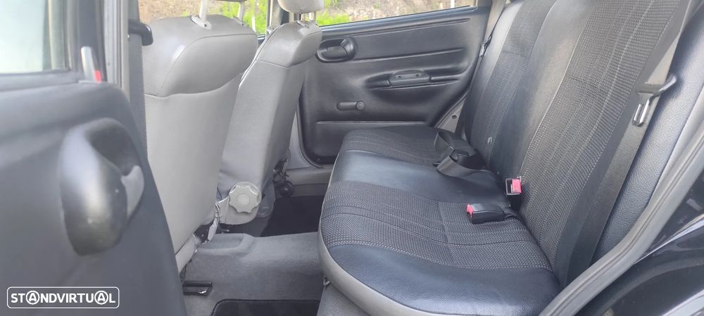 Opel Corsa 1.5 D Swing - 12
