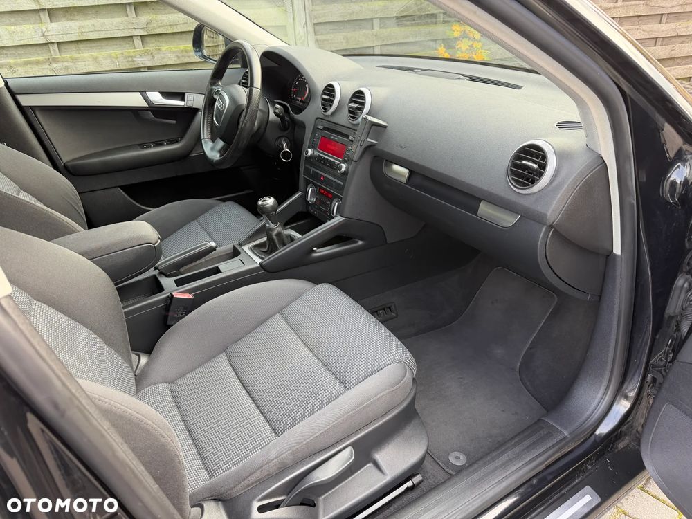 Audi A3 Sportback - 18