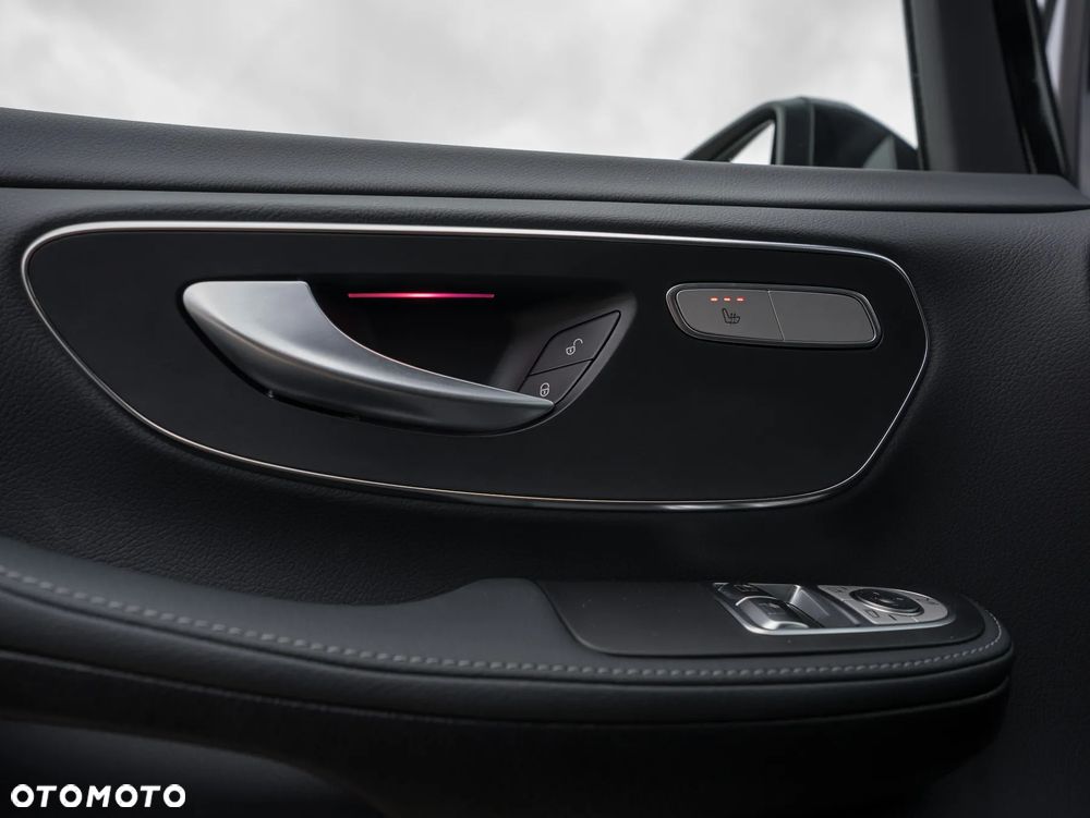 Mercedes-Benz Klasa V 300 d 4-Matic Avantgarde 9G-Tronic (ekstra d³) - 15