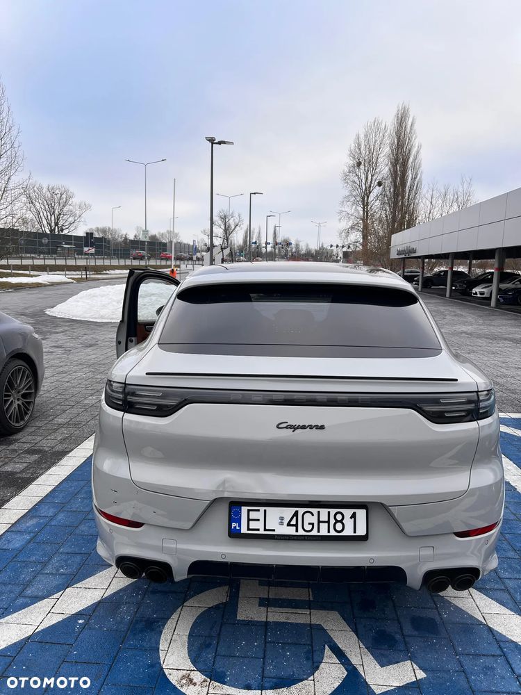 Porsche Cayenne E-Hybrid - 2