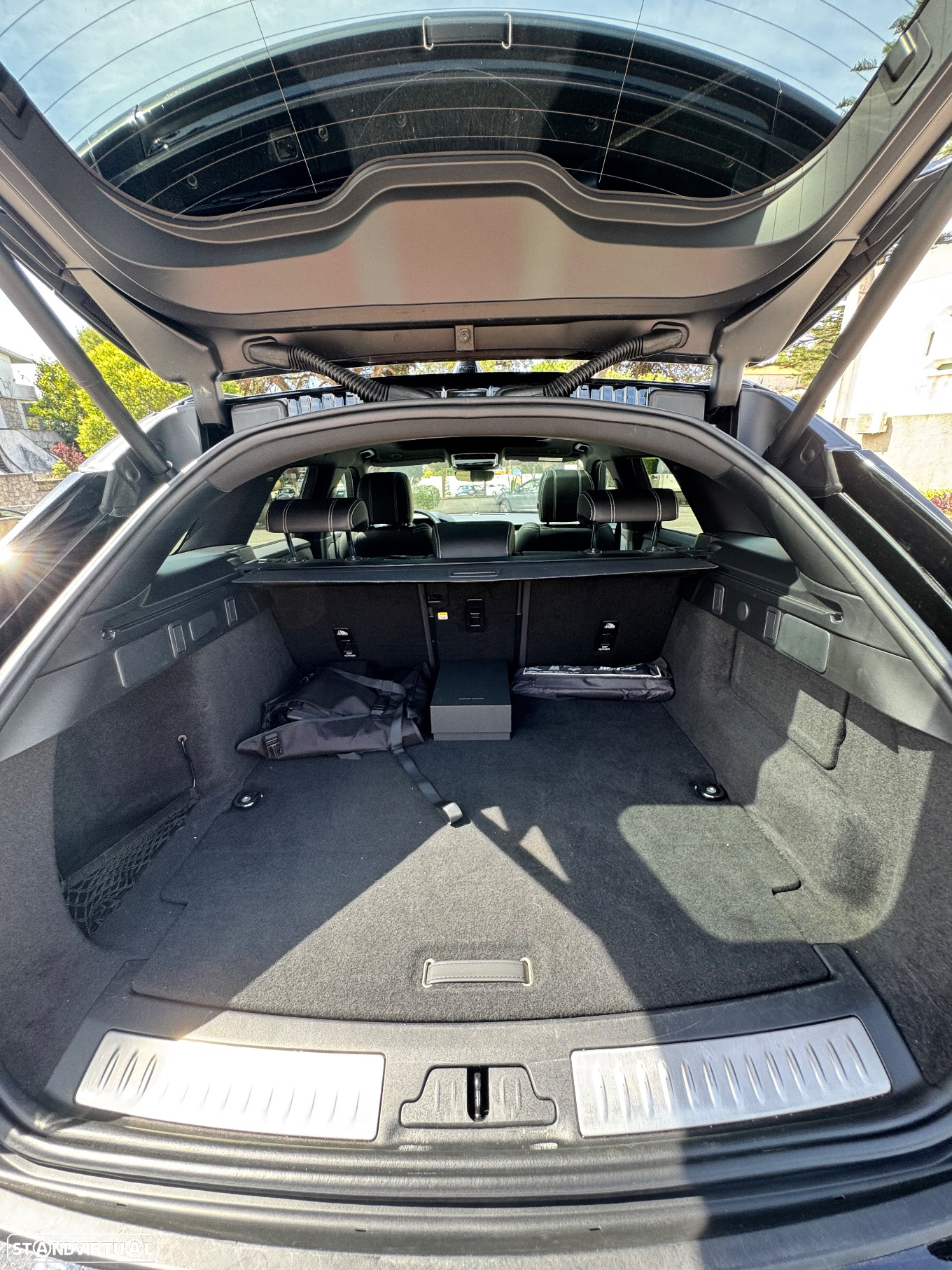 Land Rover Range Rover Velar 2.0 P400e AWD S - 13