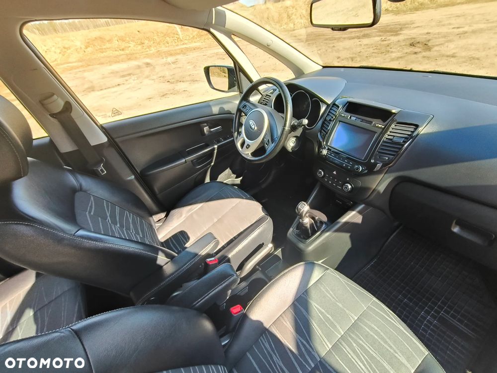 Kia Venga 1.6 Business Line - 12