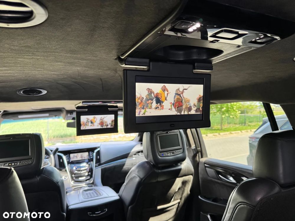 Cadillac Escalade ESV 6.2 V8 AWD AT Platinum - 11