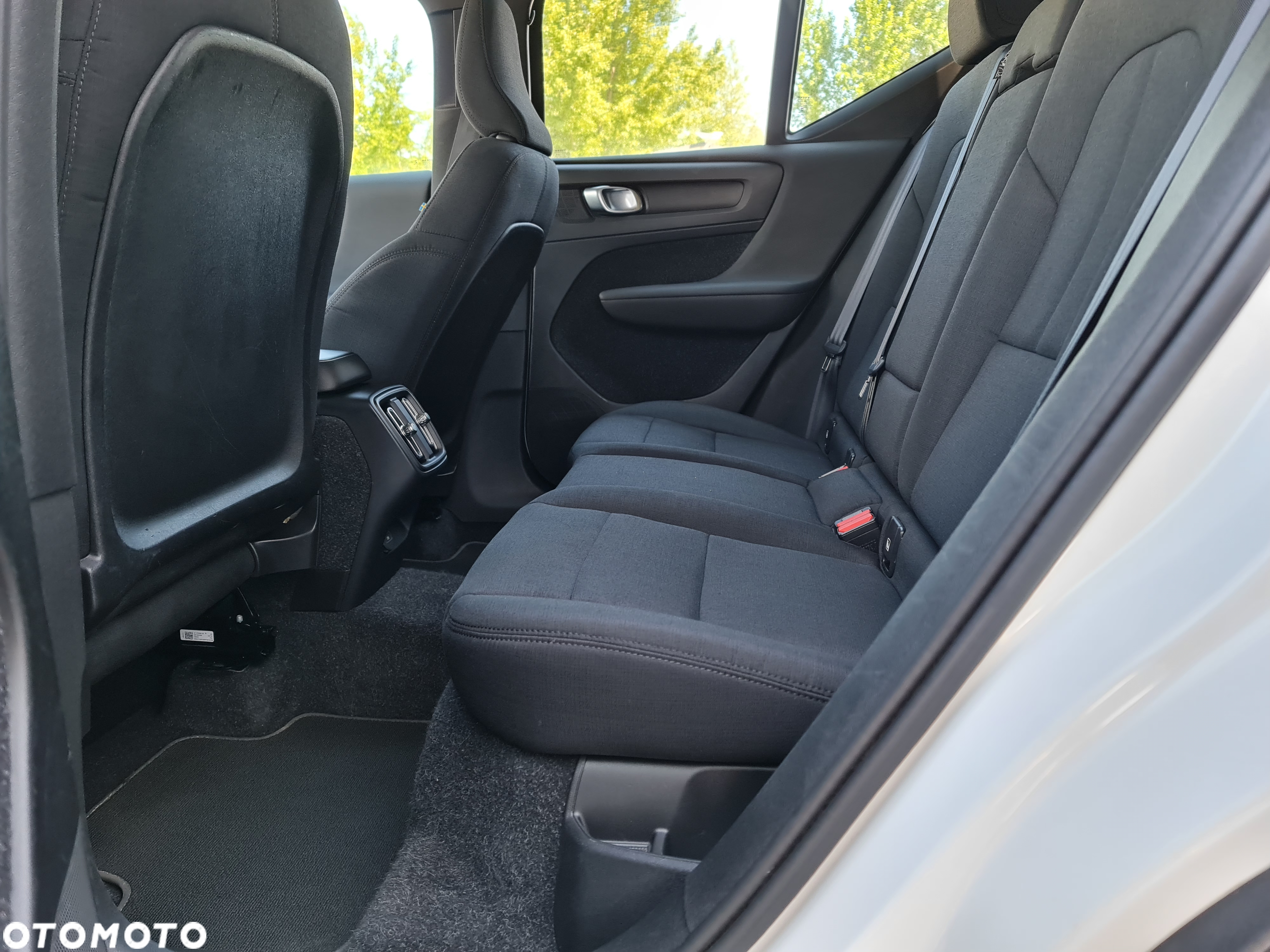 Volvo XC 40 D3 AWD Geartronic Momentum Pro - 15