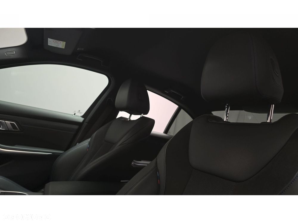 BMW Seria 3 320d xDrive mHEV M Sport - 18