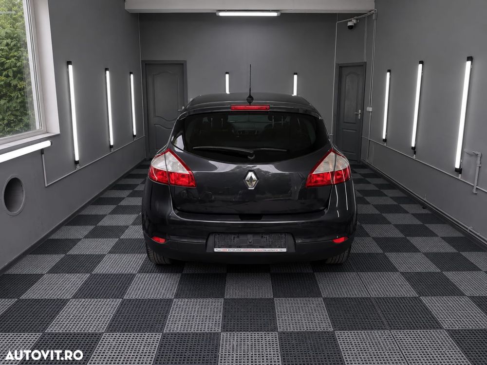 Renault Megane 1.5 dCi Dynamique - 5