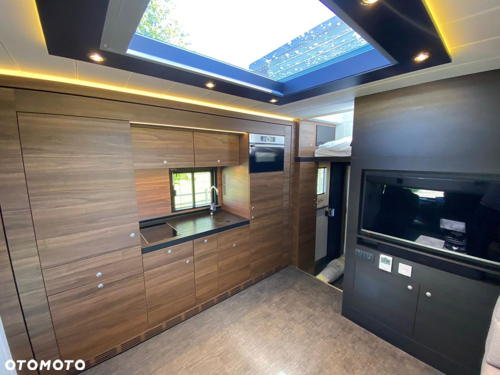 Volvo FH540, Koniowóz STX 6-koni, 2x pop-out, pop-up, 8-osobowy - 9