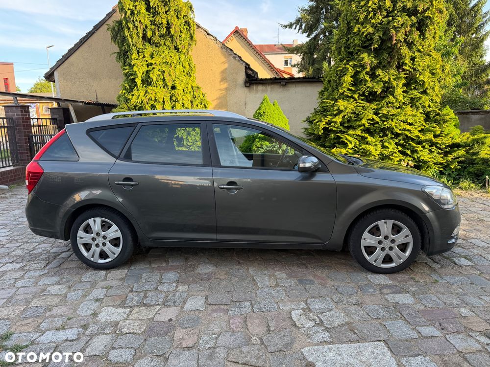 Kia Ceed 1.6 CRDi 90 ISG Spirit - 7