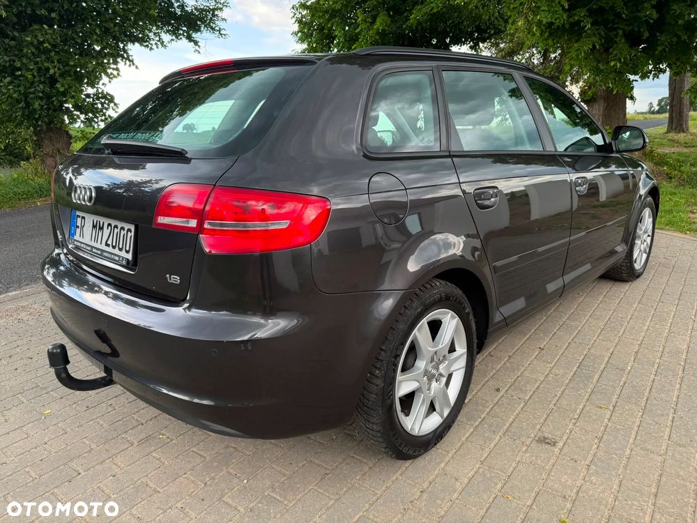 Audi A3 Sportback 1.6 Ambition - 5