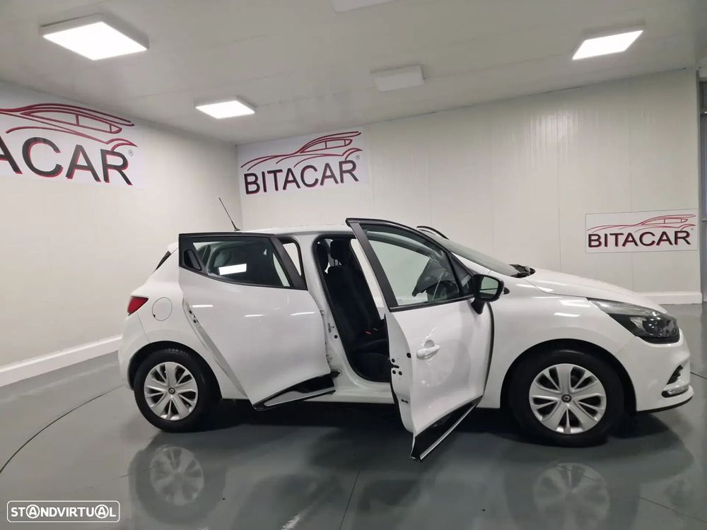 Renault Clio - 13