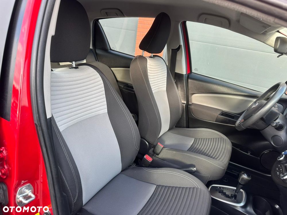 Toyota Yaris Hybrid 100 Active EU6 - 9