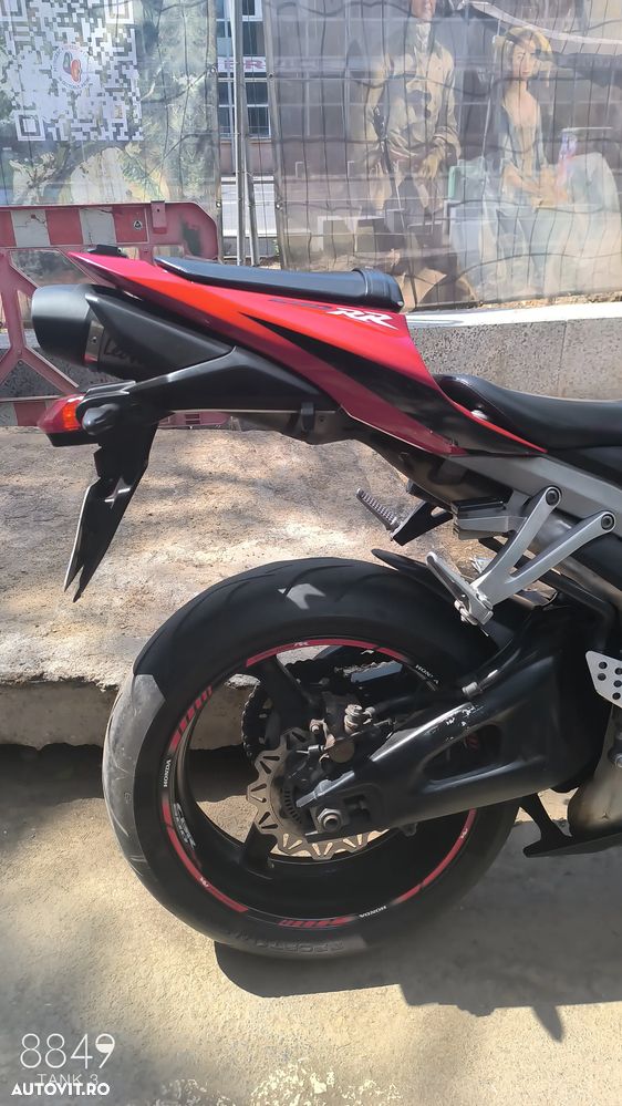 Honda CBR 600RR - 11