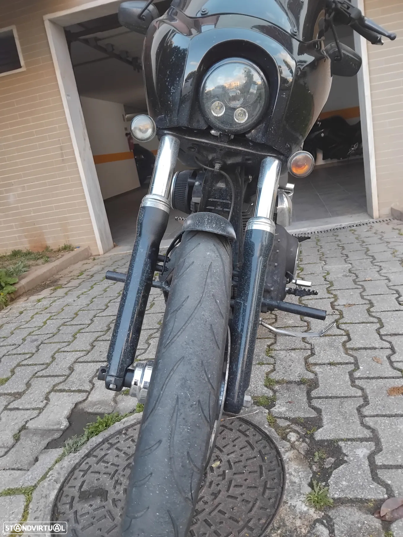Harley-Davidson Street - 11