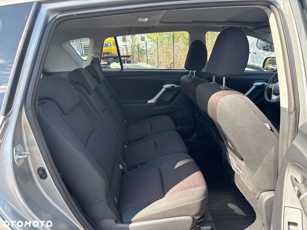 Toyota Verso 2.0 D-4D Premium 7os - 10