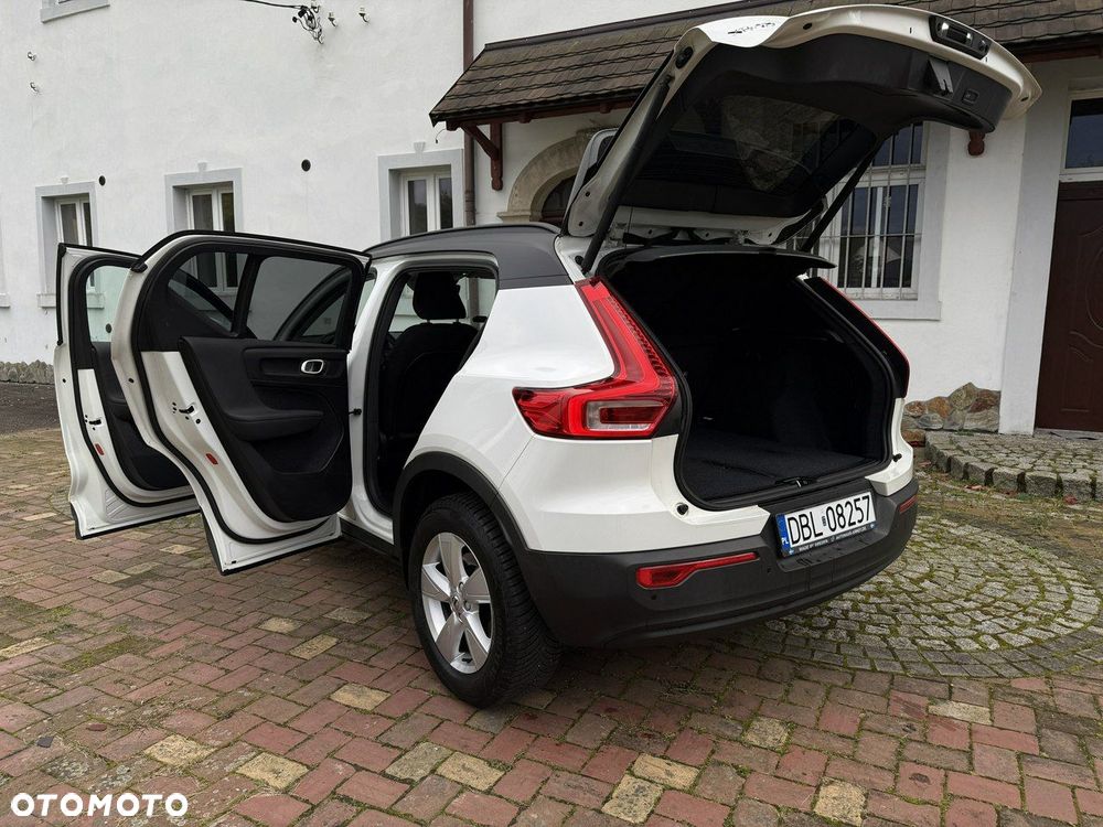 Volvo XC 40 T4 Geartronic Momentum - 29
